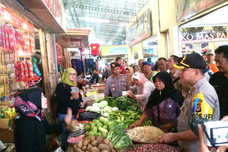 satgas melakukan sidak